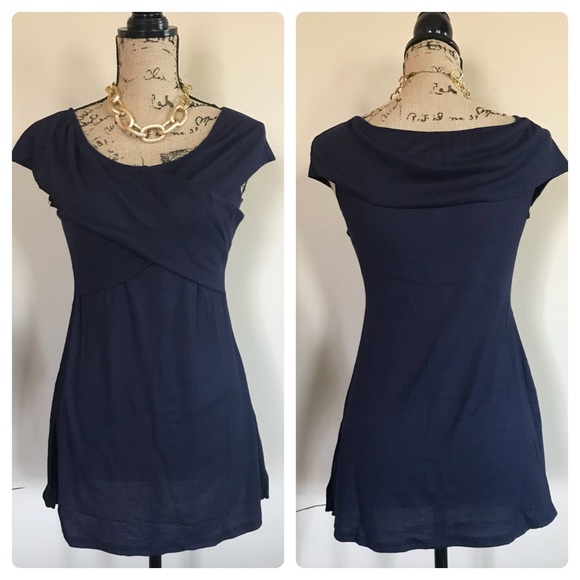 Navy blue crossover front knit top - Picture 4 of 5